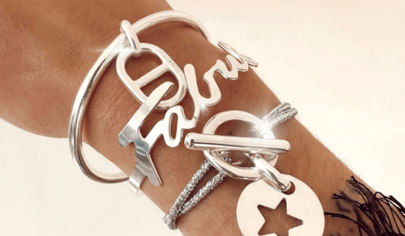 Bracelets argentés pendentifs 