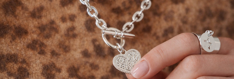 Idée cadeau Saint-Valentin femme : nos bijoux préférés