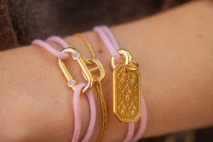 La signification du Sakura en bijouterie : un symbole puissant et poétique