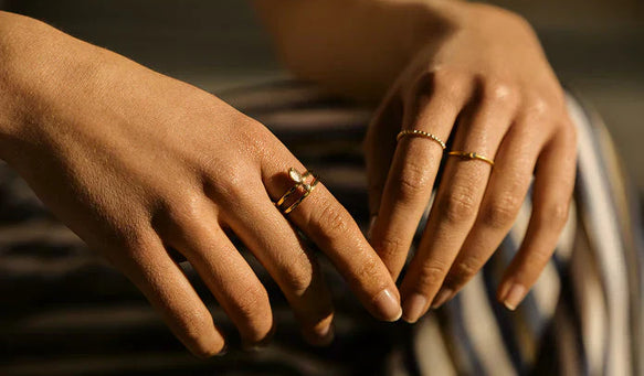 Couleurs, formes, symboles : ce que vos bijoux disent de vous