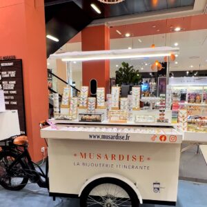 Triporteur Galleries Lafayette Bijoux Musardise 