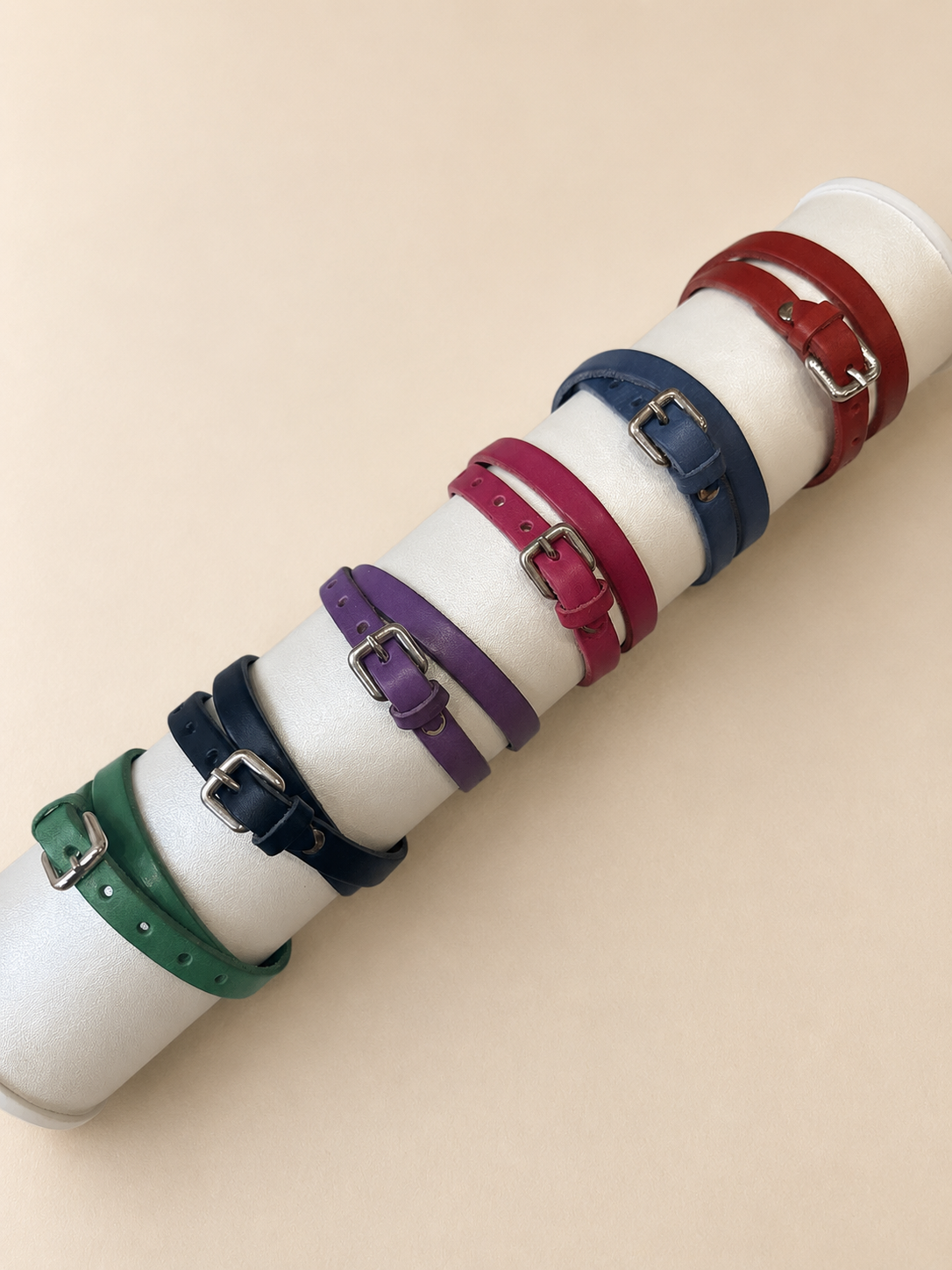 Bracelet en cuir coloré
