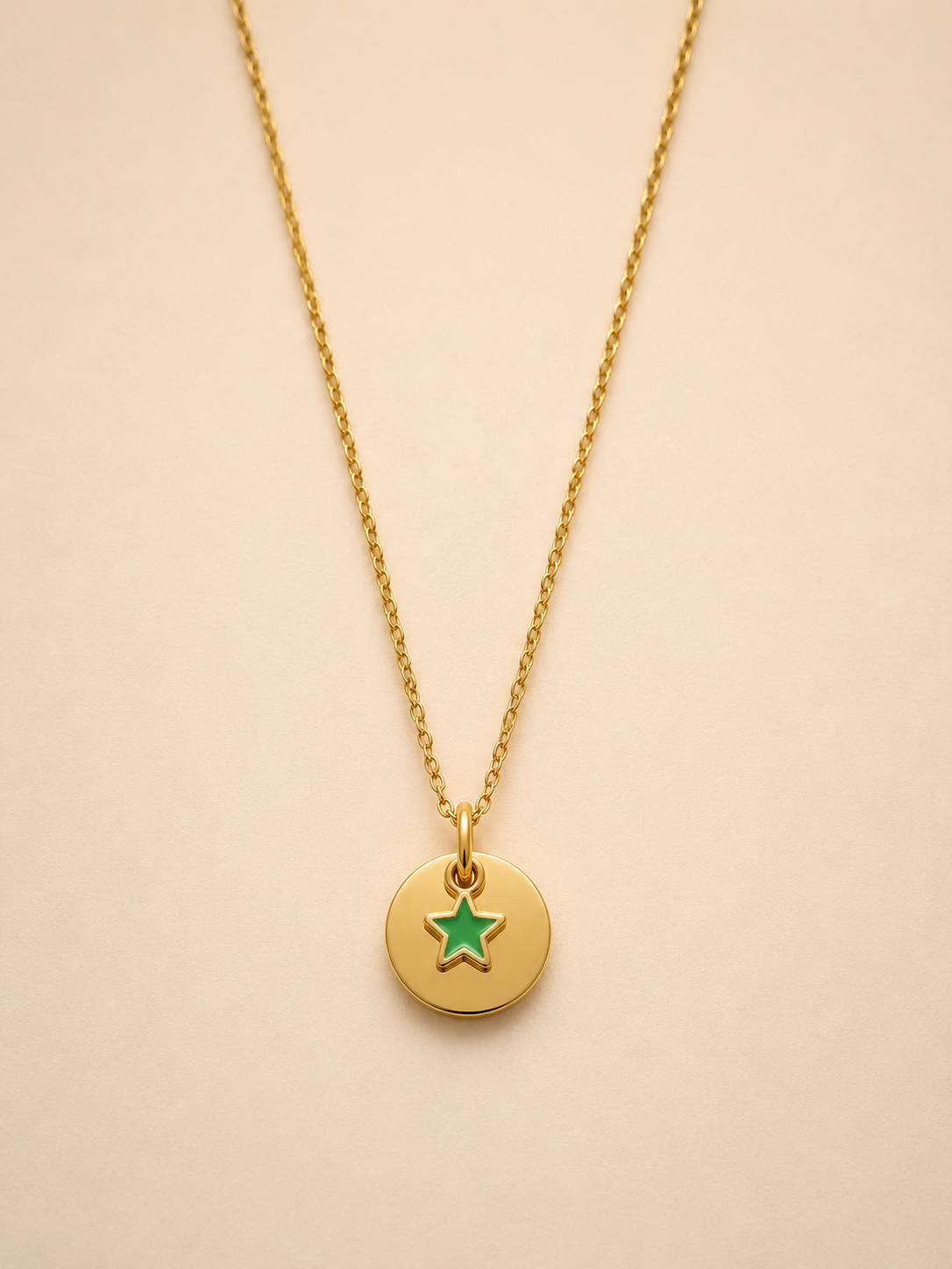 Collier médaille Star doré