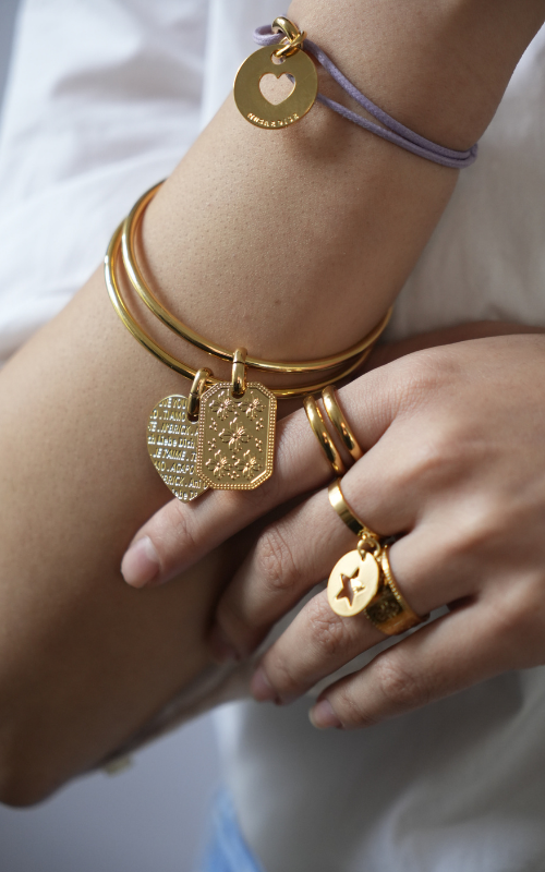 Jonc pendentif Sakura doré