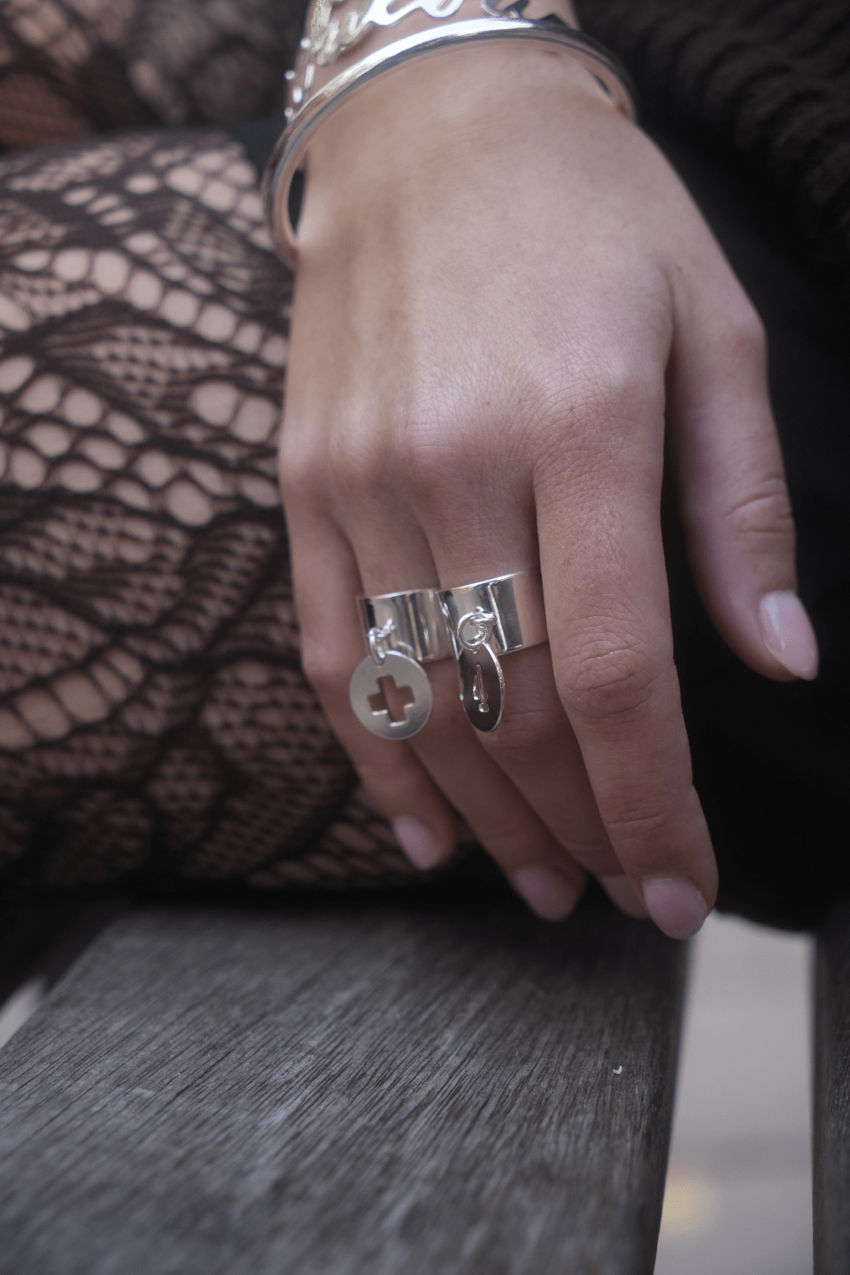 Bague argentée médaille Cruz