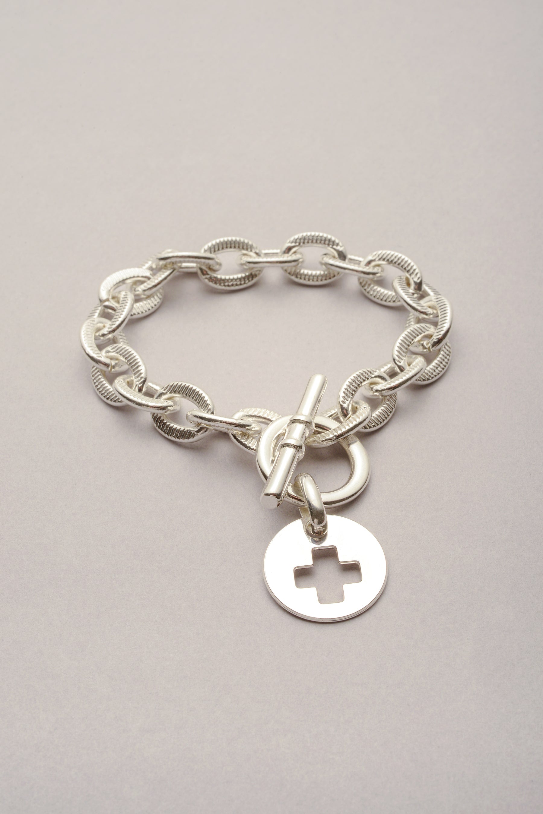 Bracelet Scarlett médaille croix "Cruz"