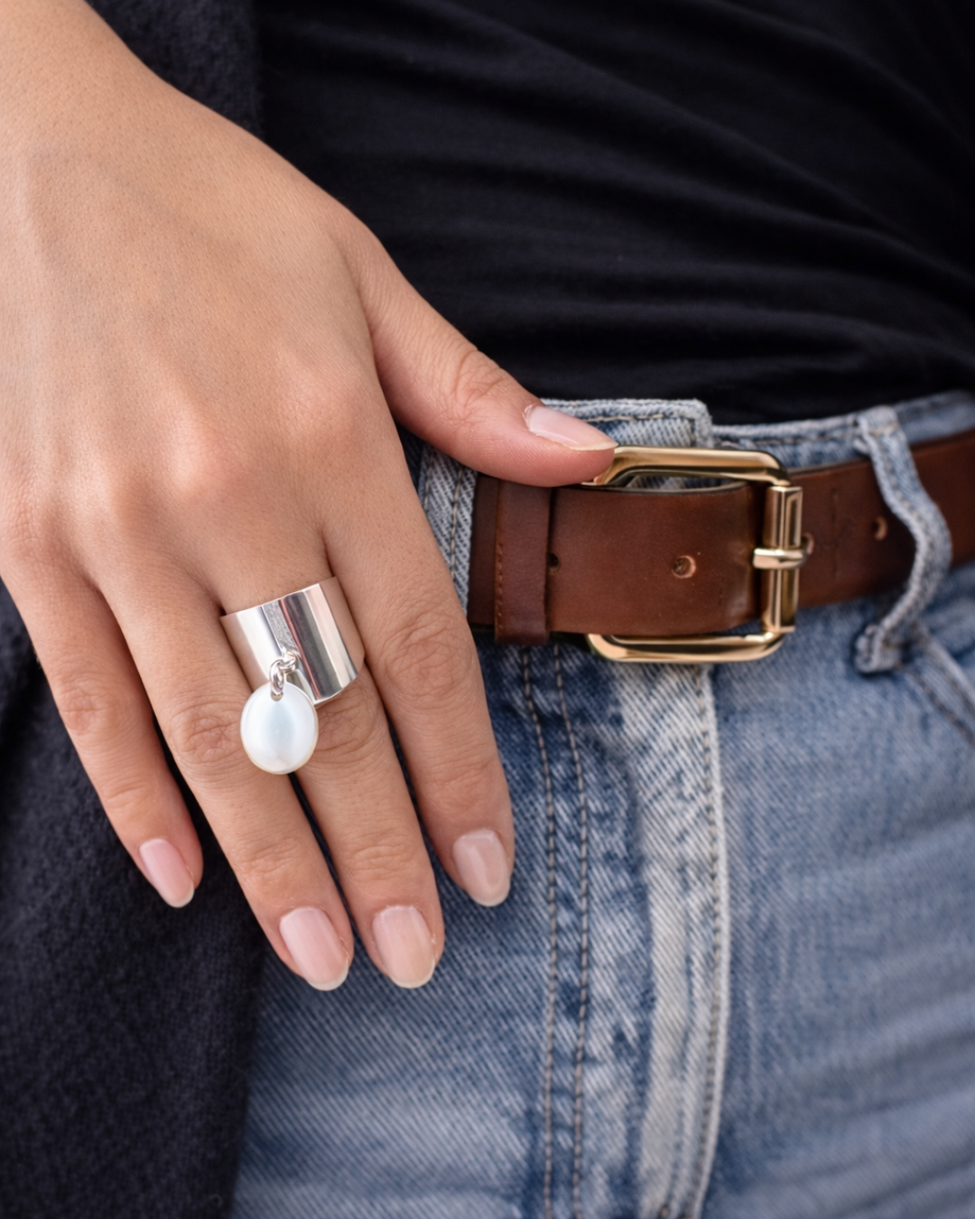 Bague large argentée Médaille