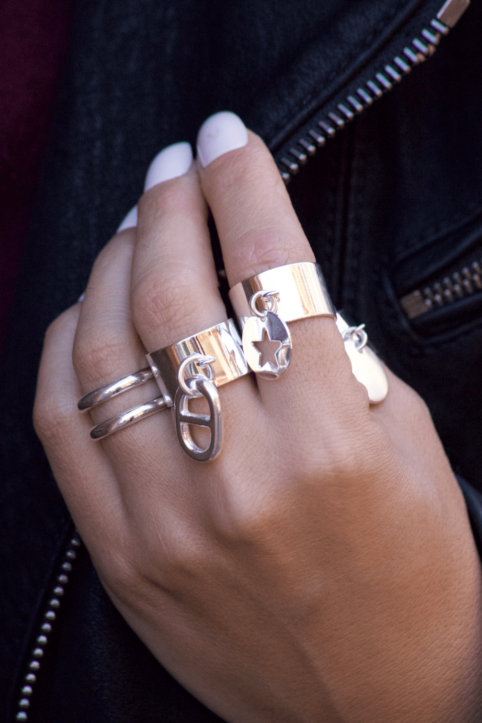 Bague argentée pendentif maille