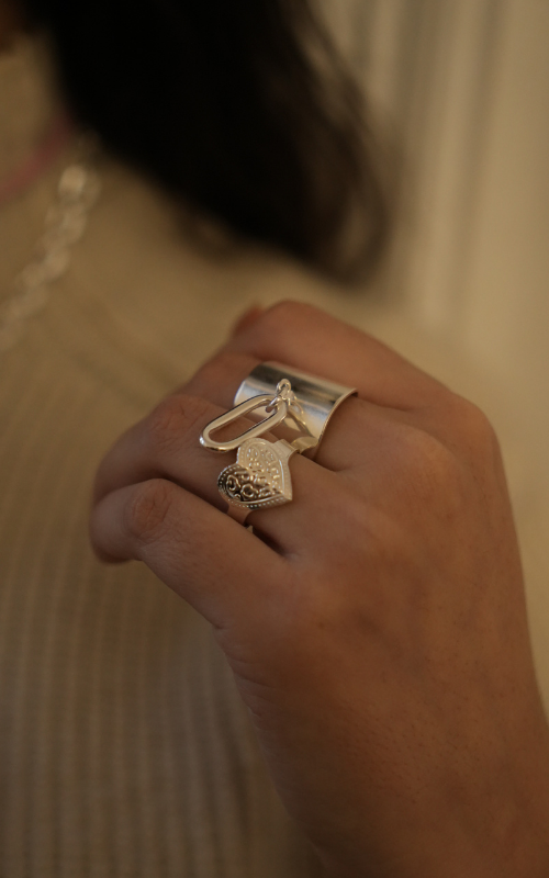 Bagues argentés pour femme fabriquées en France. 