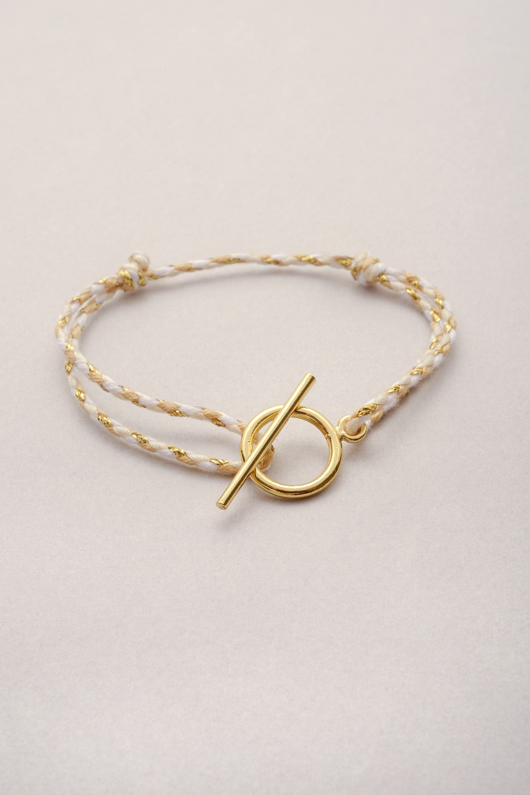 Bracelet Musardise avec cordon tressé et fermoir en T sans pendentif