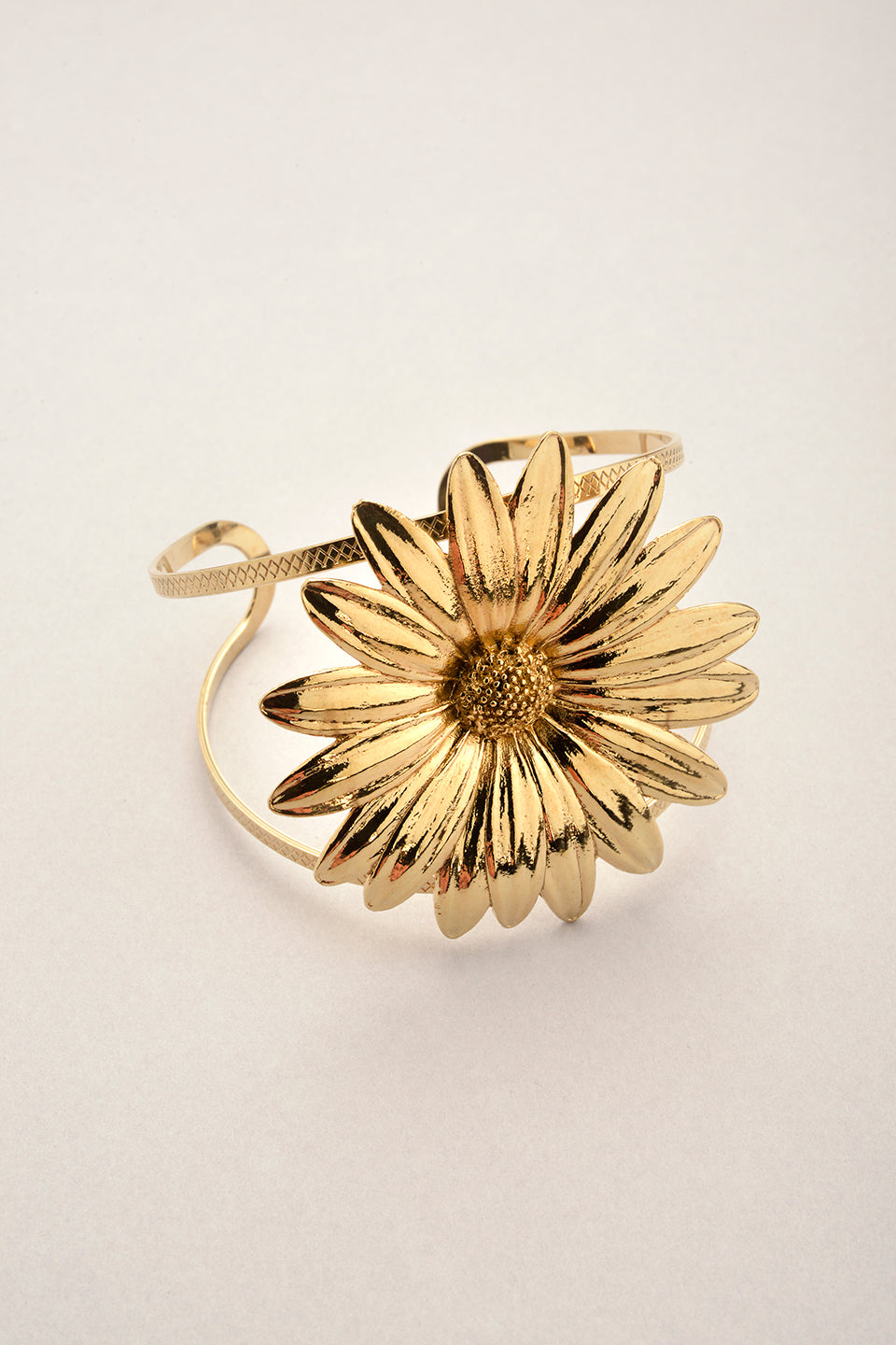 Manchette Alba dorée avec grande fleur – Musardise