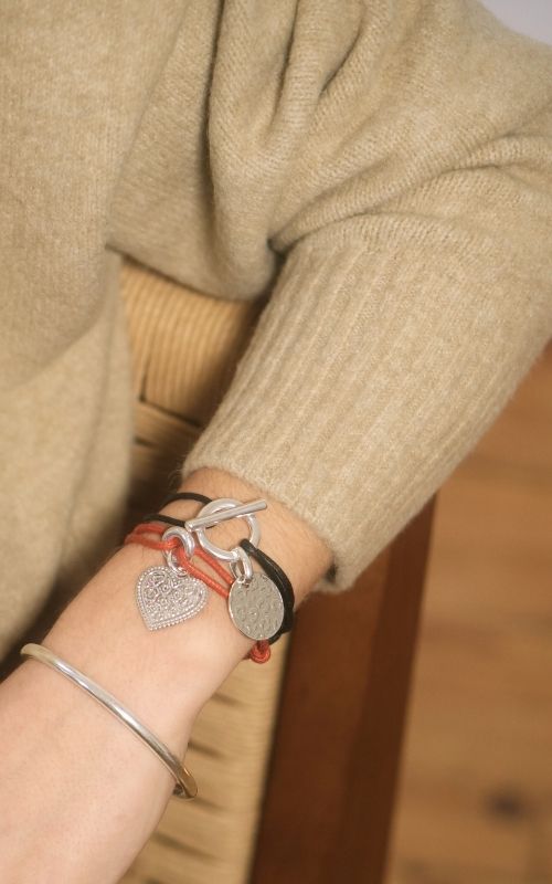 coeur Sauvage:  collection coeur léopard  avec le bracelet Liv argenté