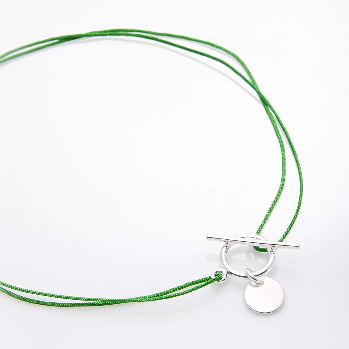 Collier fin médaille avec fermoir t