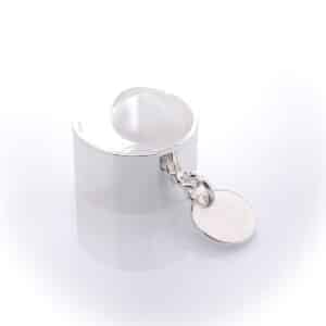 Bague petite médaille qui fait du bruit