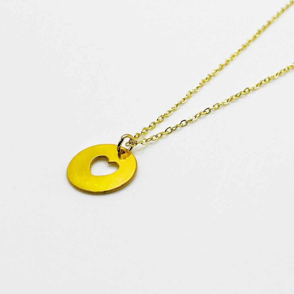 Collier chaîne fine doré coeur