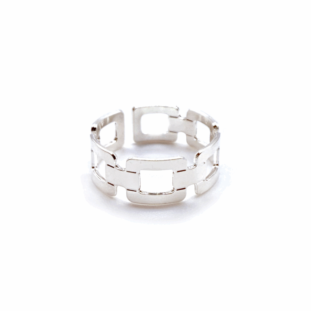 Bague Amarrage argentée, ajustable et fabriquée en France.